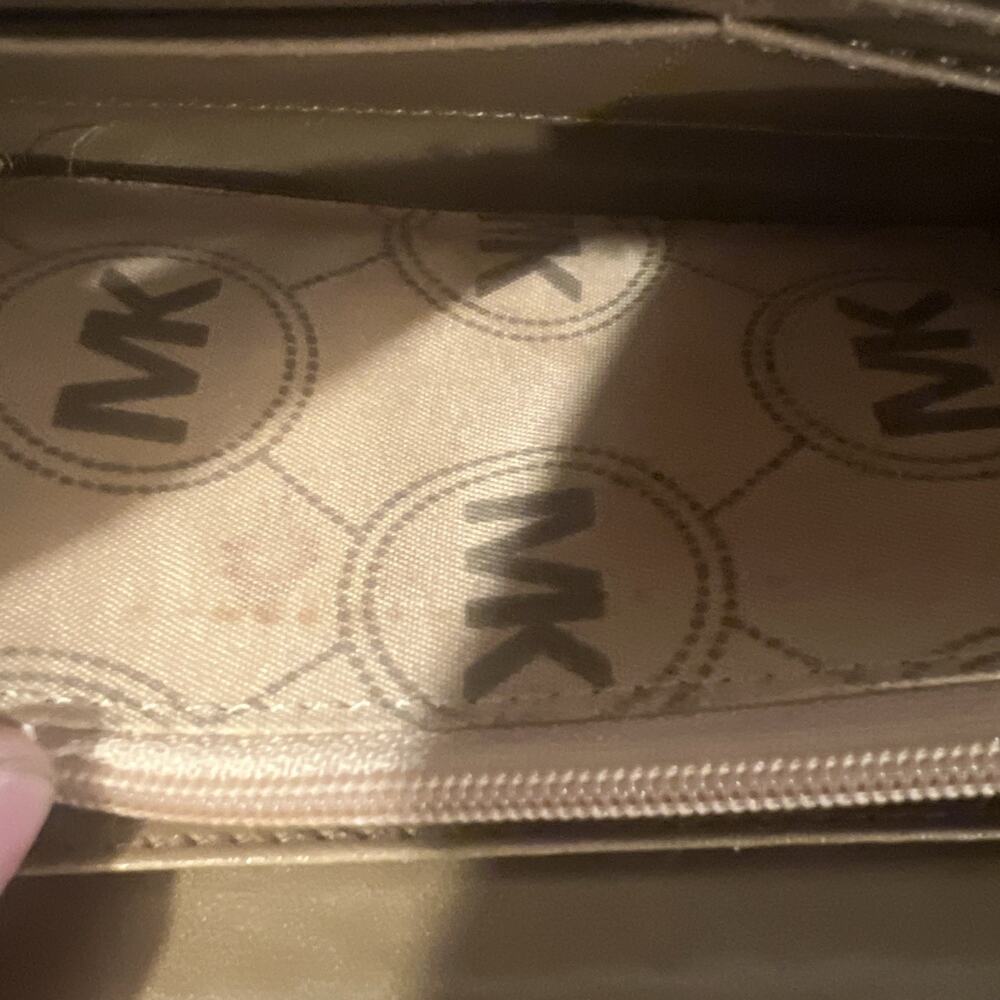 Michael Kors Leopard Continental Wallet Read - Picture 9 of 9